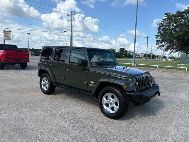 Jeep Wrangler Unlimited Sahara 4WD 2015