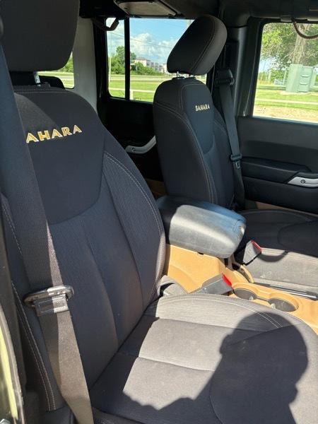 Jeep Wrangler Unlimited Sahara 4WD 2015