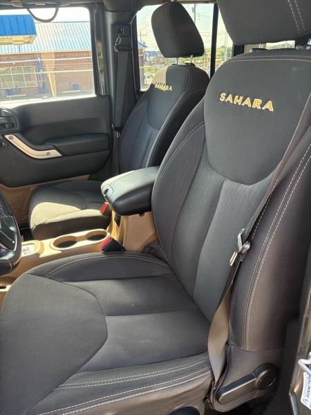 Jeep Wrangler Unlimited Sahara 4WD 2015