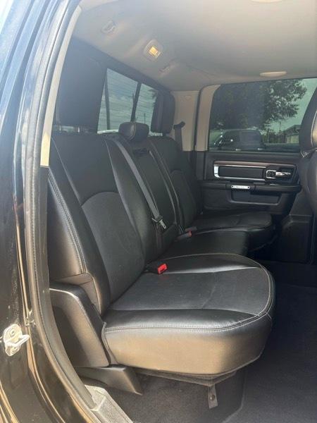 RAM 2500 Laramie Crew Cab SWB 4WD 2015