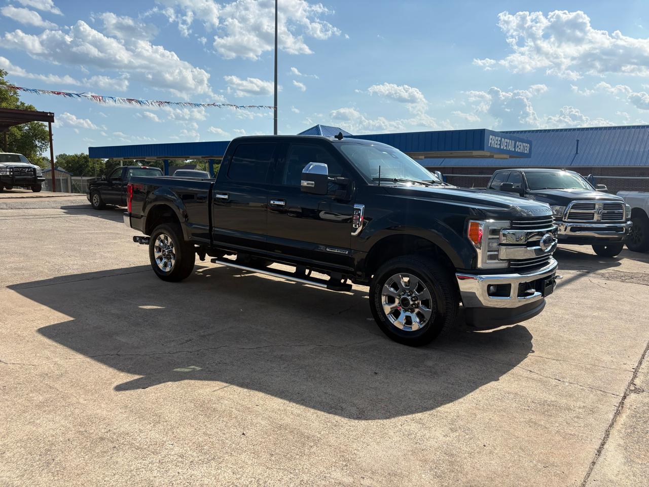 Ford F-250 SD Lariat Crew Cab 4WD 2019