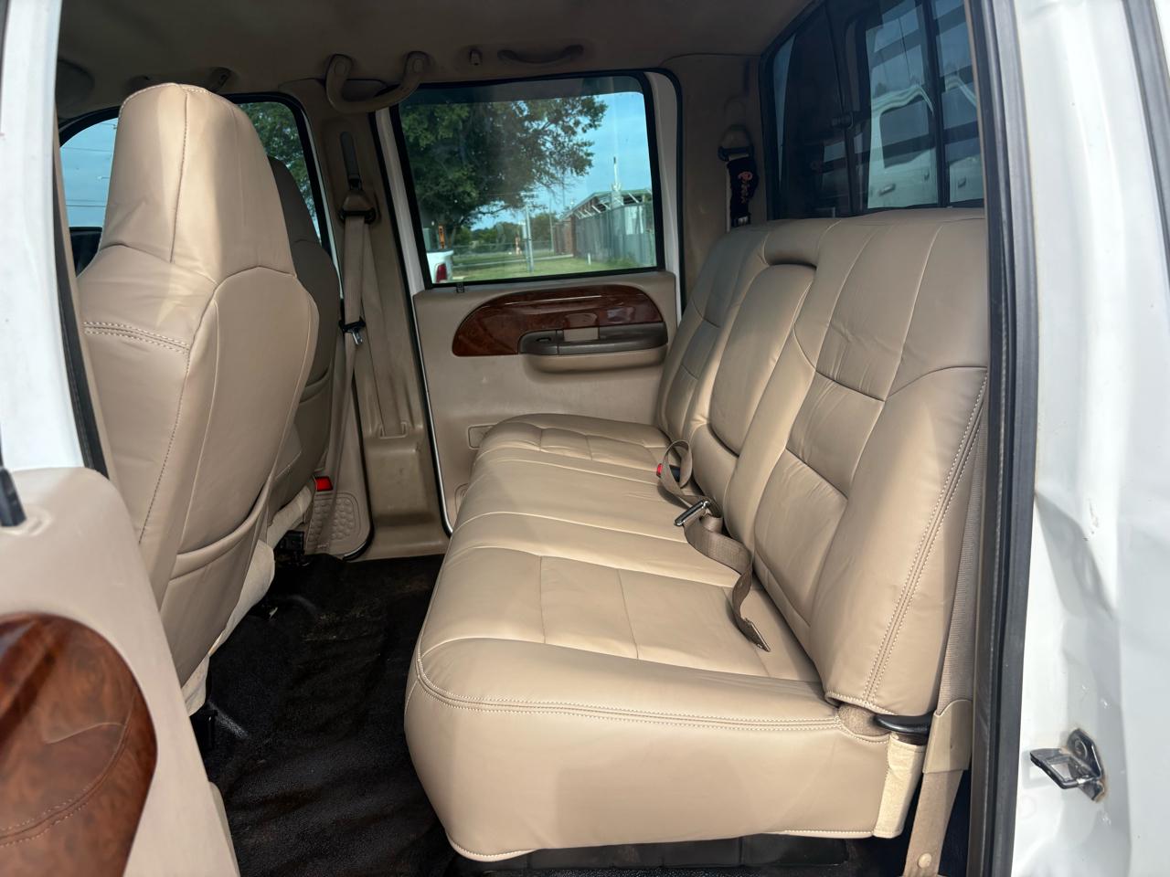 Ford F-350 SD Lariat Crew Cab Long Bed 4WD 2006