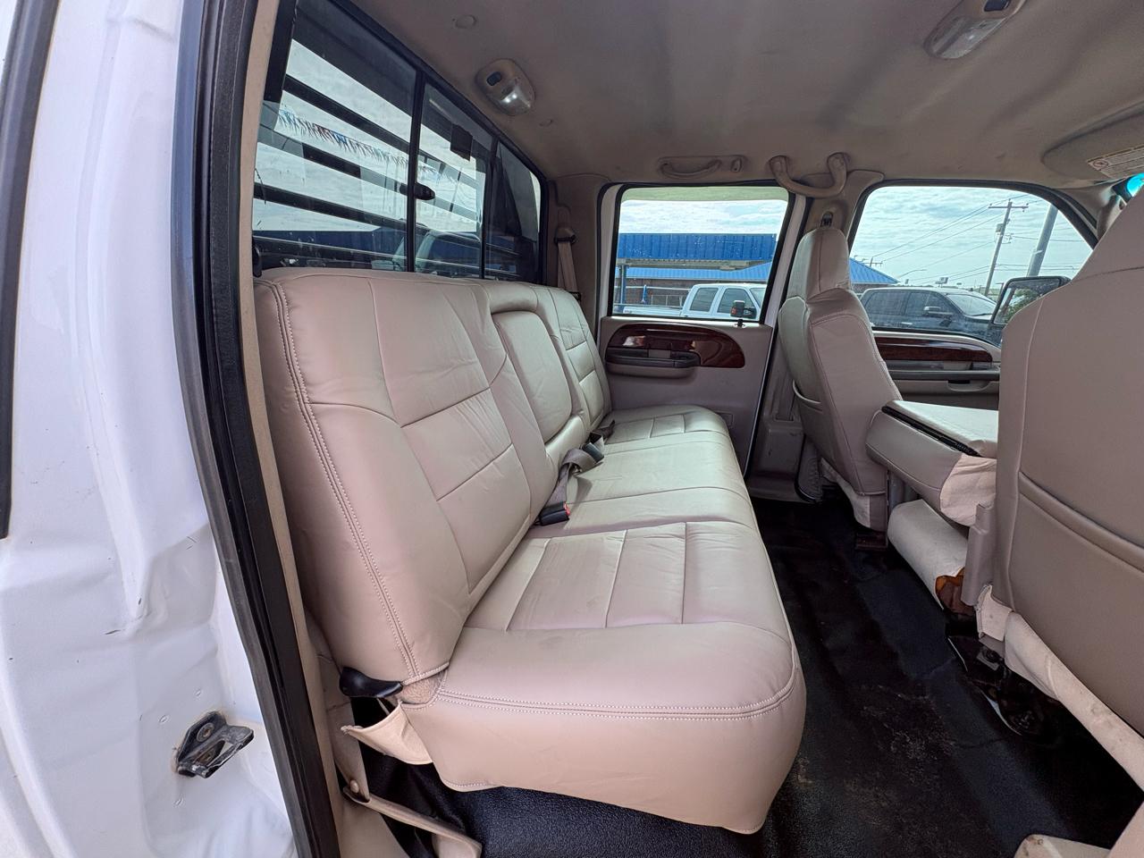 Ford F-350 SD Lariat Crew Cab Long Bed 4WD 2006