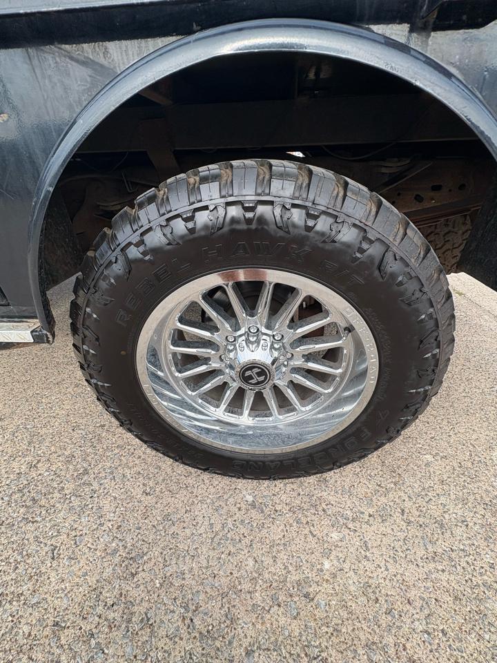 Ford F-350 SD Lariat Crew Cab Long Bed 4WD 2006