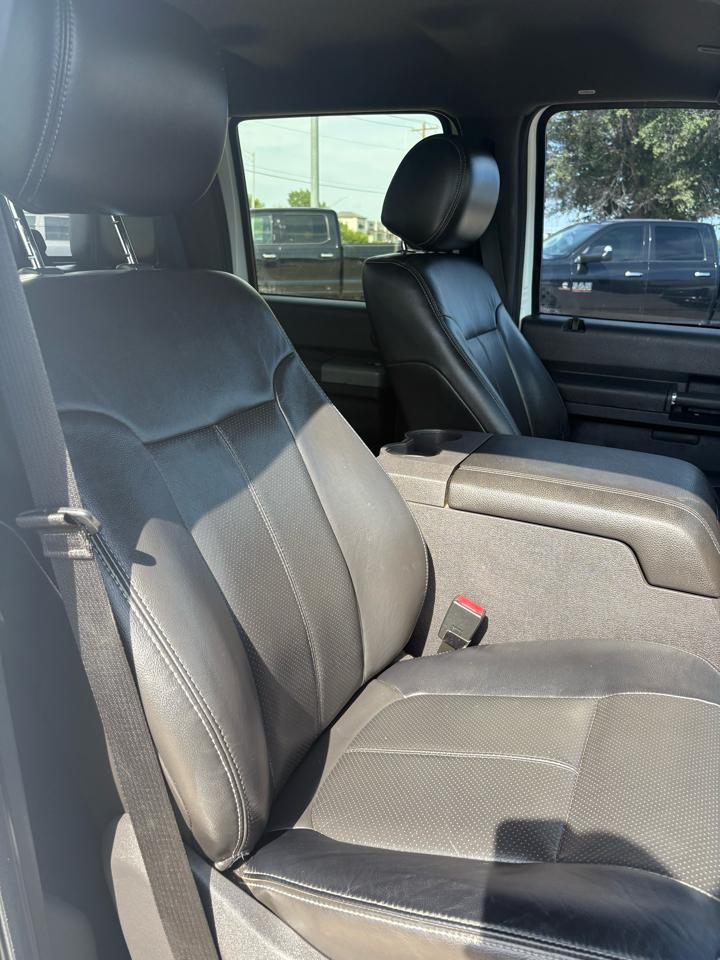 Ford F-250 SD Lariat Crew Cab 4WD 2012