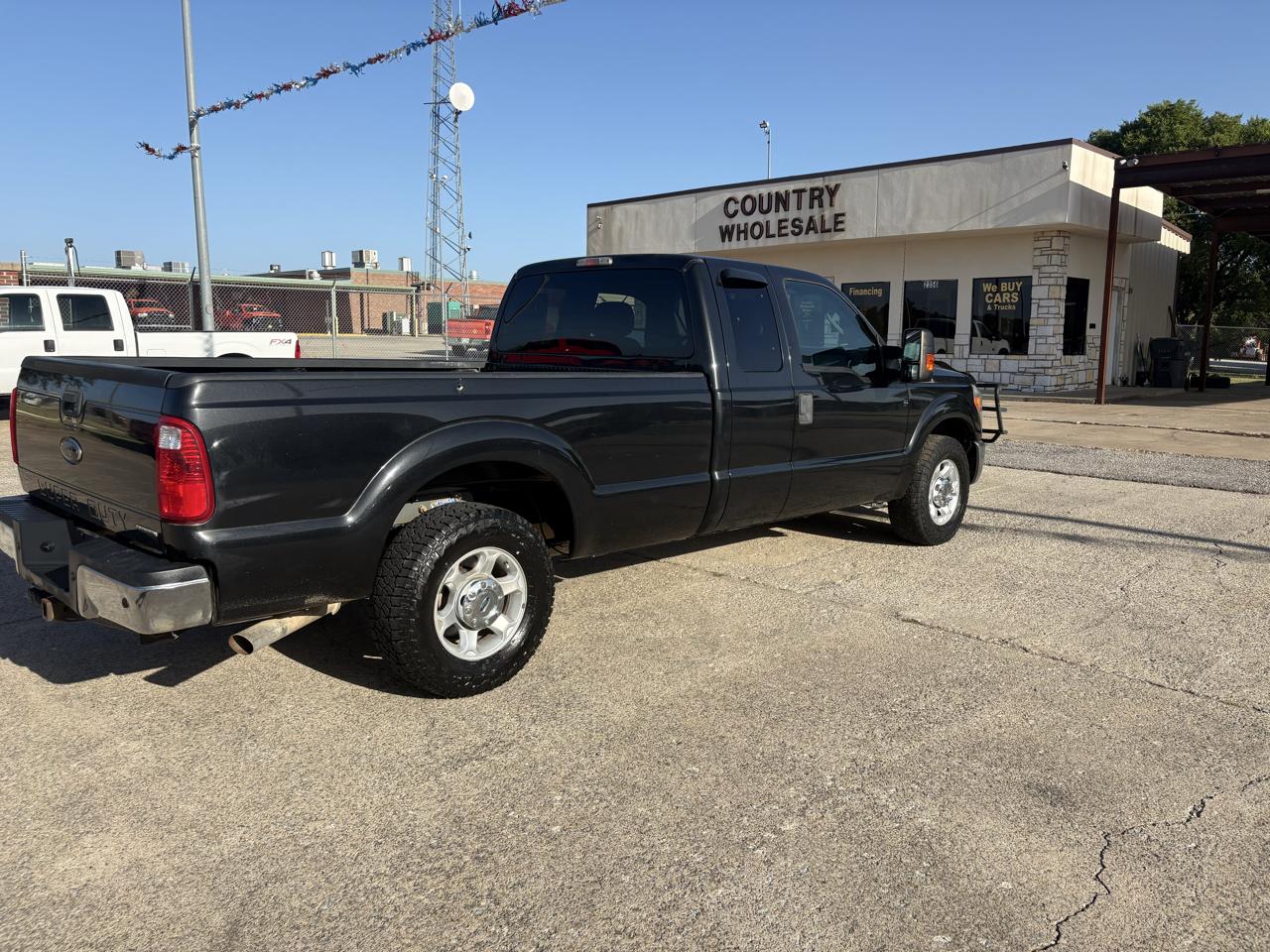 Ford F-250 SD XLT SuperCab Long Bed 2WD 2015