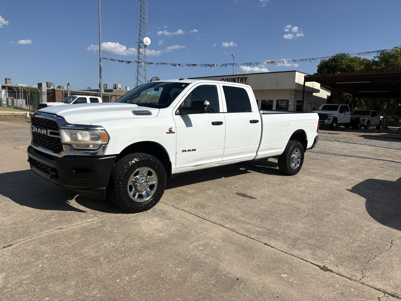 RAM 2500 Tradesman Crew Cab LWB 4WD 2022