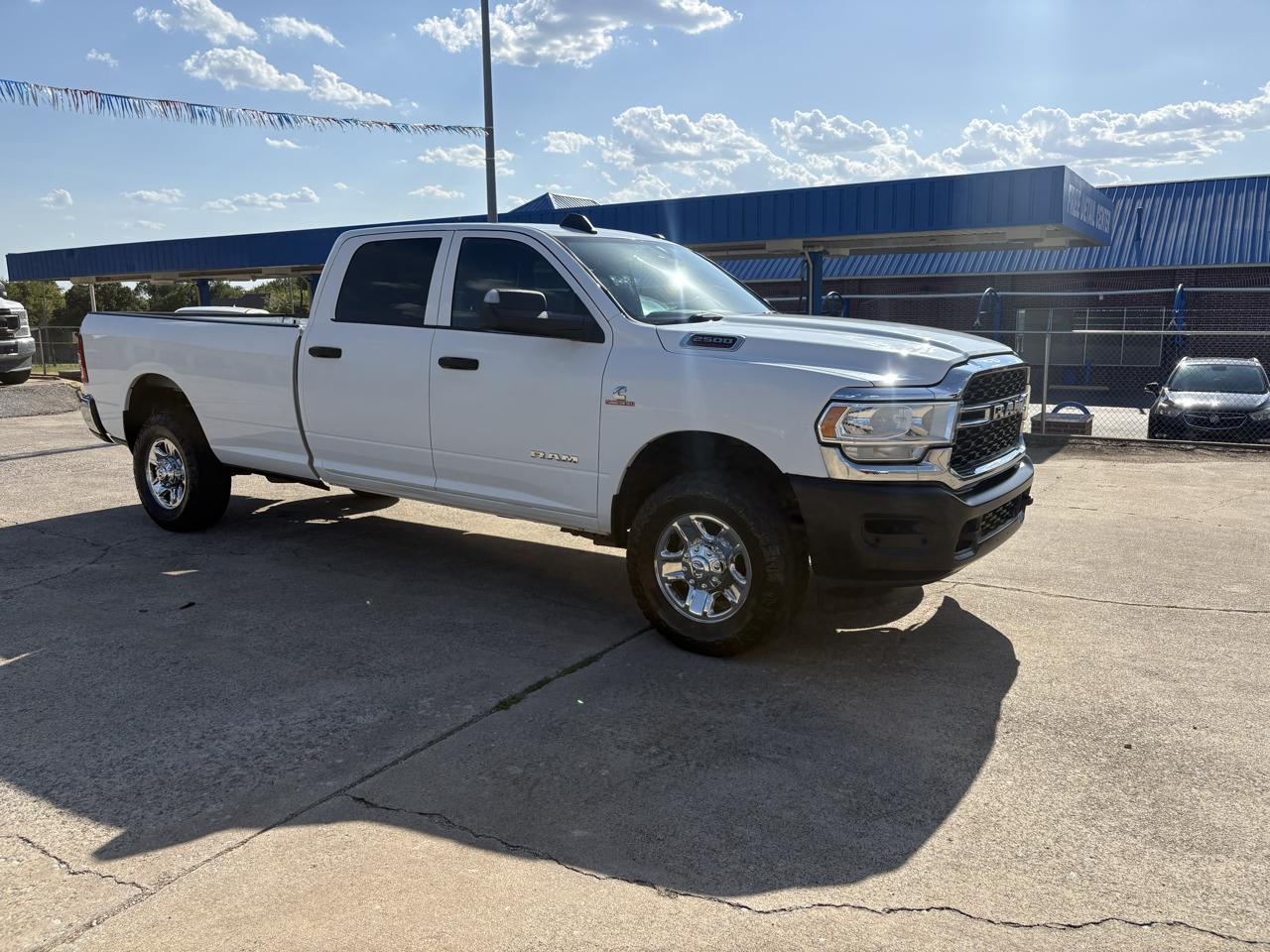 RAM 2500 Tradesman Crew Cab LWB 4WD 2022