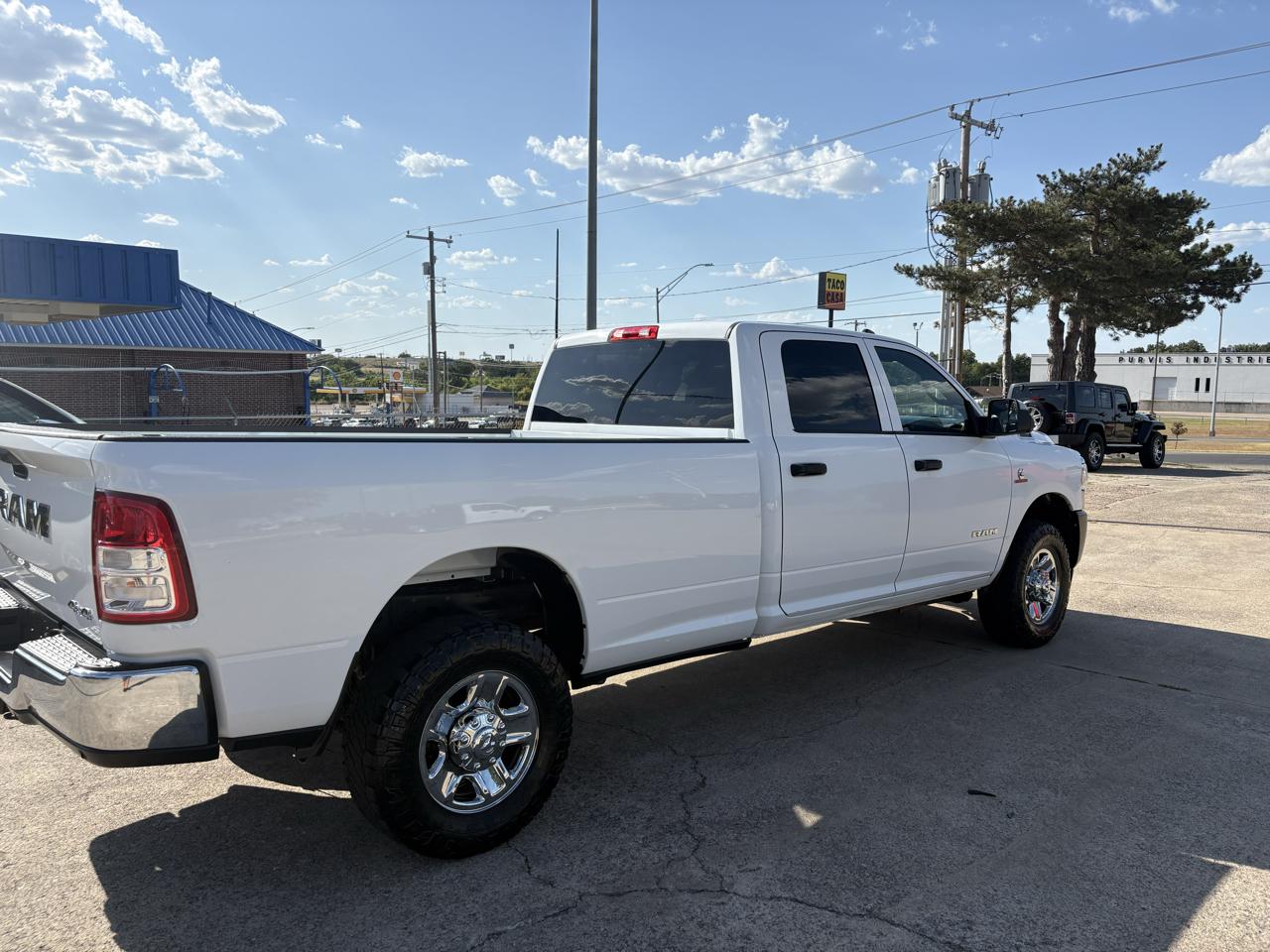 RAM 2500 Tradesman Crew Cab LWB 4WD 2022