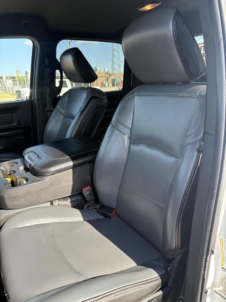 RAM 2500 Tradesman Crew Cab LWB 4WD 2022