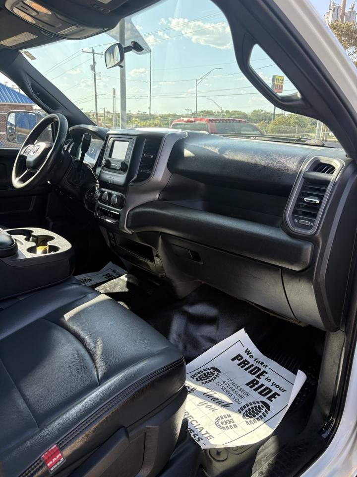 RAM 2500 Tradesman Crew Cab LWB 4WD 2022