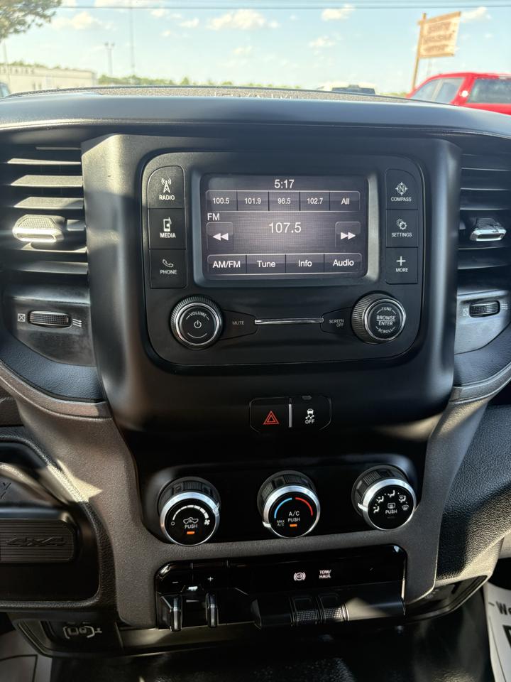 RAM 2500 Tradesman Crew Cab LWB 4WD 2022