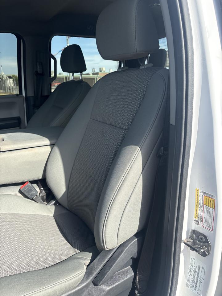 Ford F-250 SD XL Crew Cab 4WD 2022