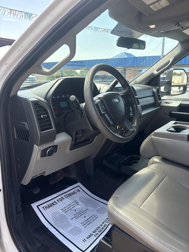 Ford F-350 SD XL Crew Cab DRW 4WD 2019