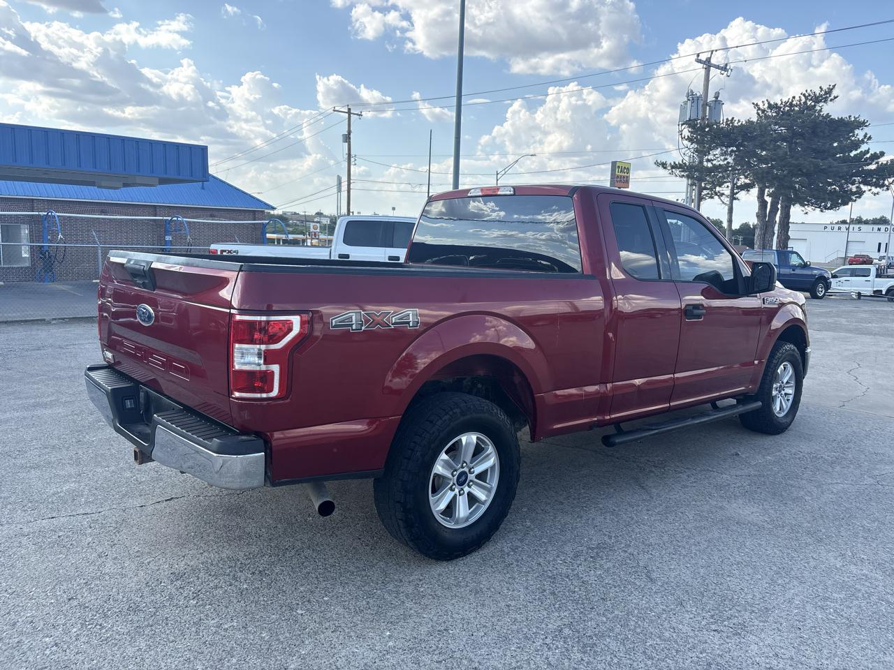 Ford F-150 4WD SuperCab 163" XLT 2018