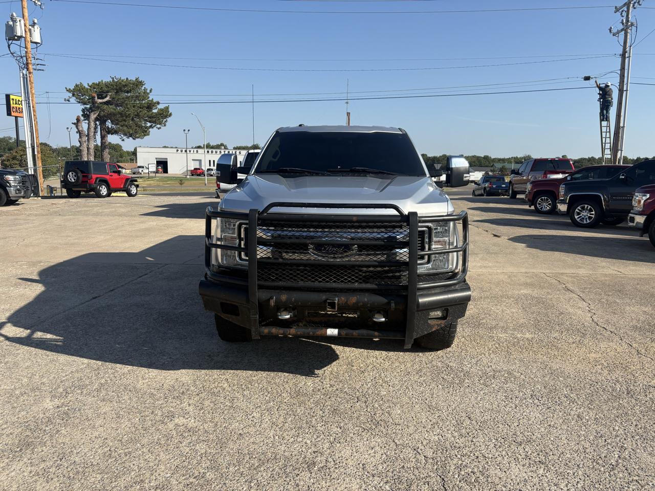 Ford F-250 photo 2