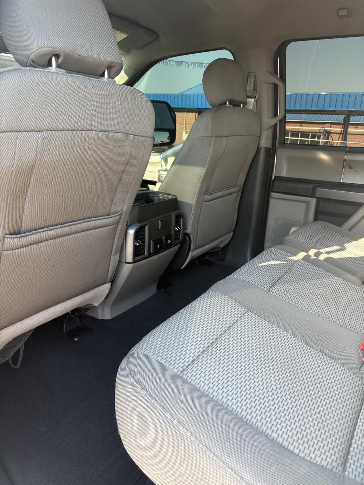 Ford F-250 photo 8