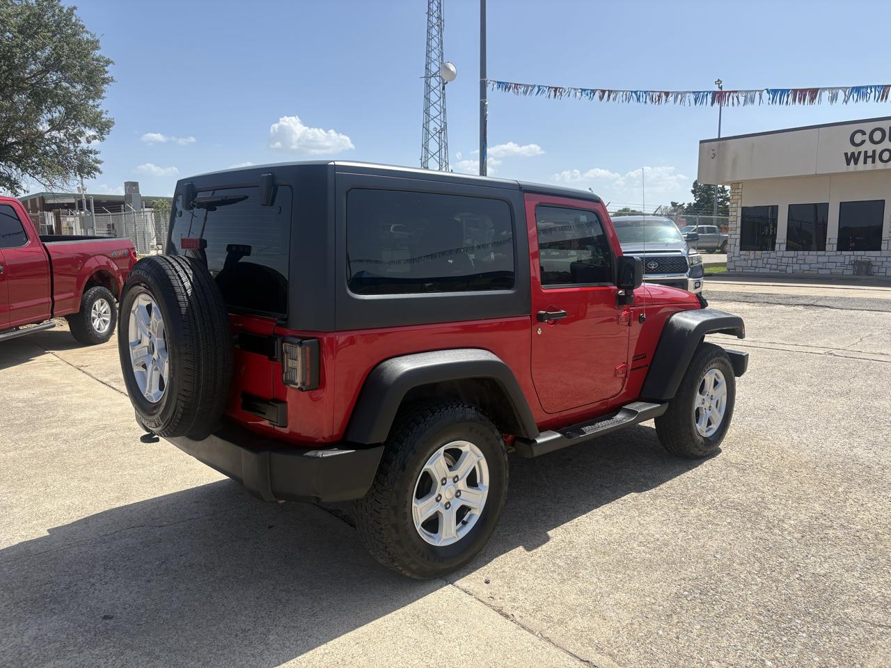 Jeep Wrangler Sport 4WD 2014