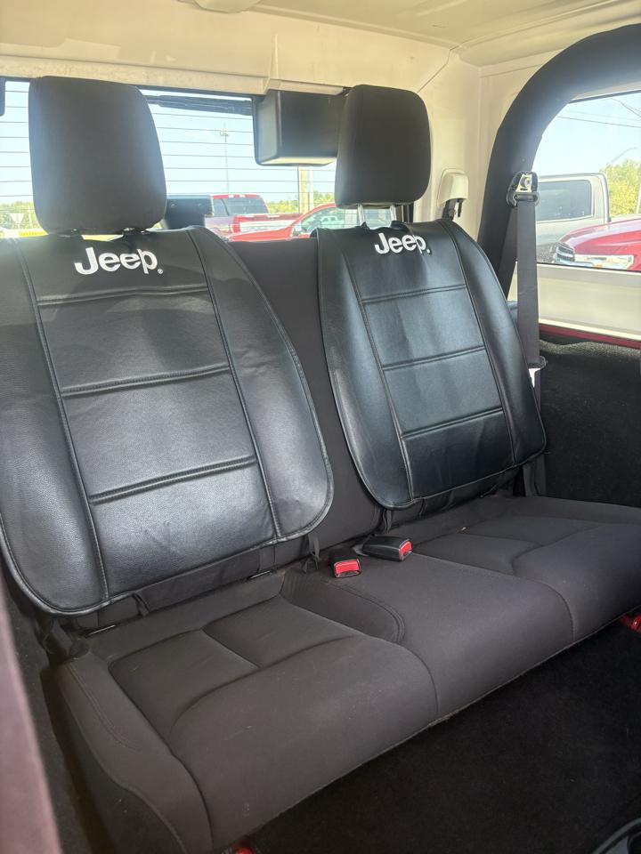 Jeep Wrangler Sport 4WD 2014