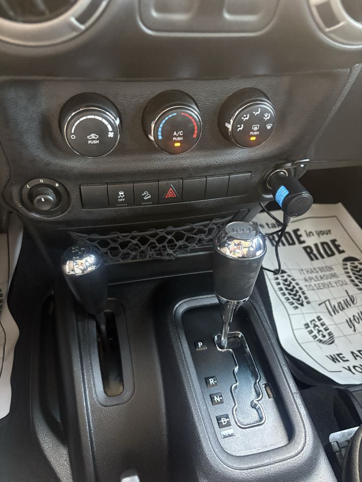 Jeep Wrangler Sport 4WD 2014