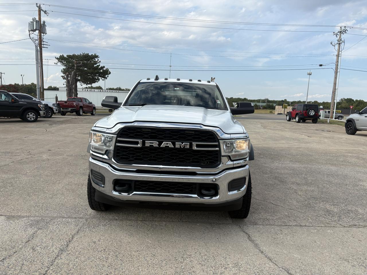 RAM 5500 Crew Cab LWB 4WD DRW 2019