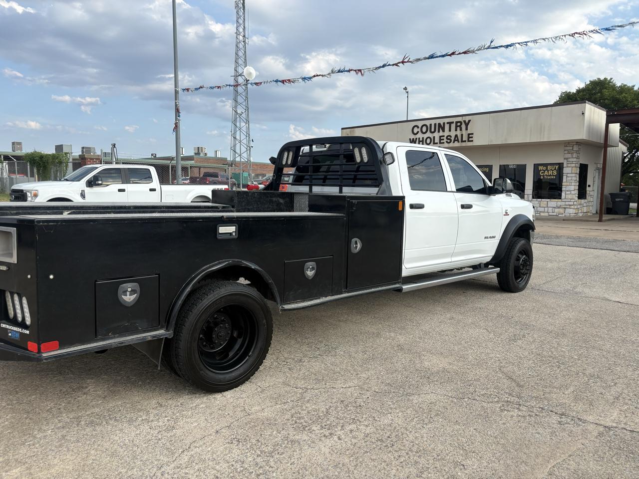 RAM 5500 Crew Cab LWB 4WD DRW 2019