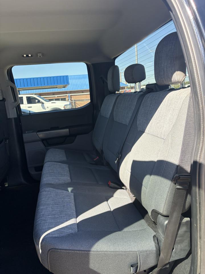 Ford F-350 photo 9