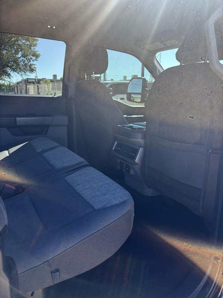 Ford F-350 photo 10