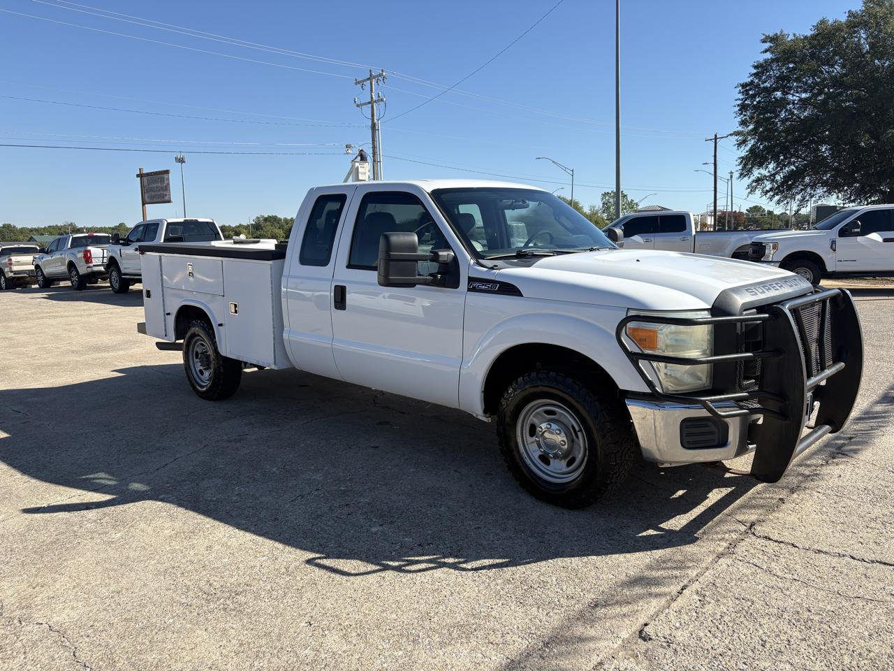Ford F-250 SD XL SuperCab LWB 2WD 2011