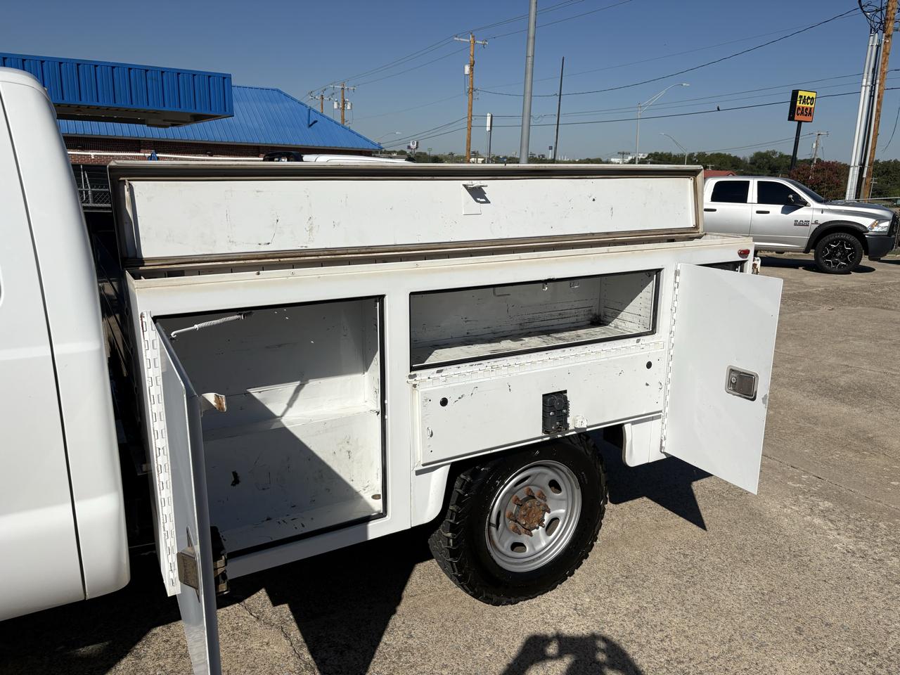 Ford F-250 SD XL SuperCab LWB 2WD 2011