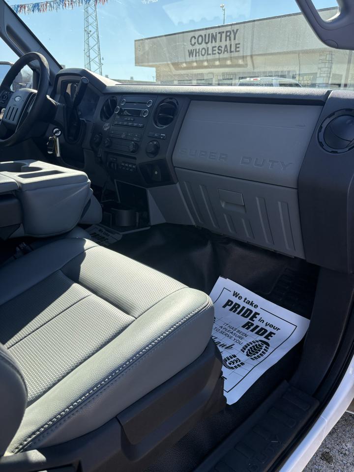 Ford F-250 SD XL SuperCab LWB 2WD 2011