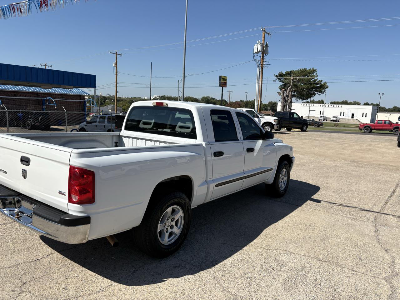 Dodge Dakota SLT Quad Cab 2WD 2006