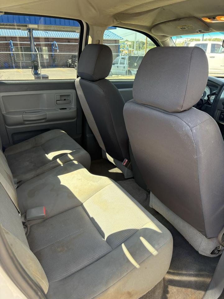 Dodge Dakota SLT Quad Cab 2WD 2006