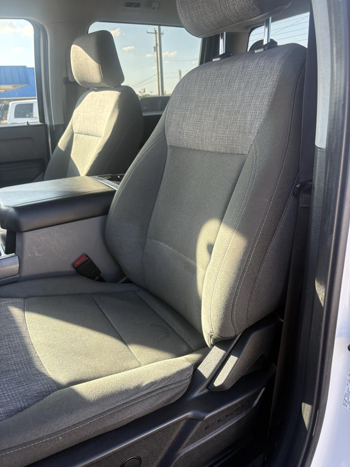 Ford F-350 SD XL Crew Cab SWB 4WD 2023