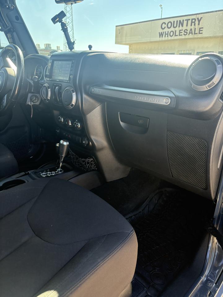Jeep Wrangler Sport 4WD 2016