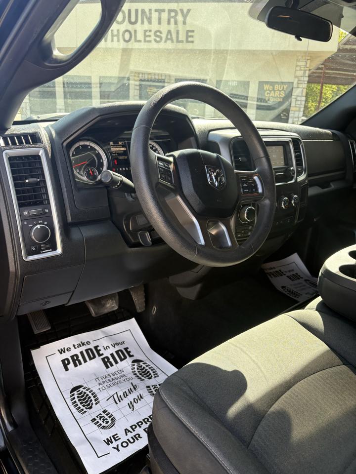RAM 1500 Classic SLT Crew Cab SWB 4WD 2021