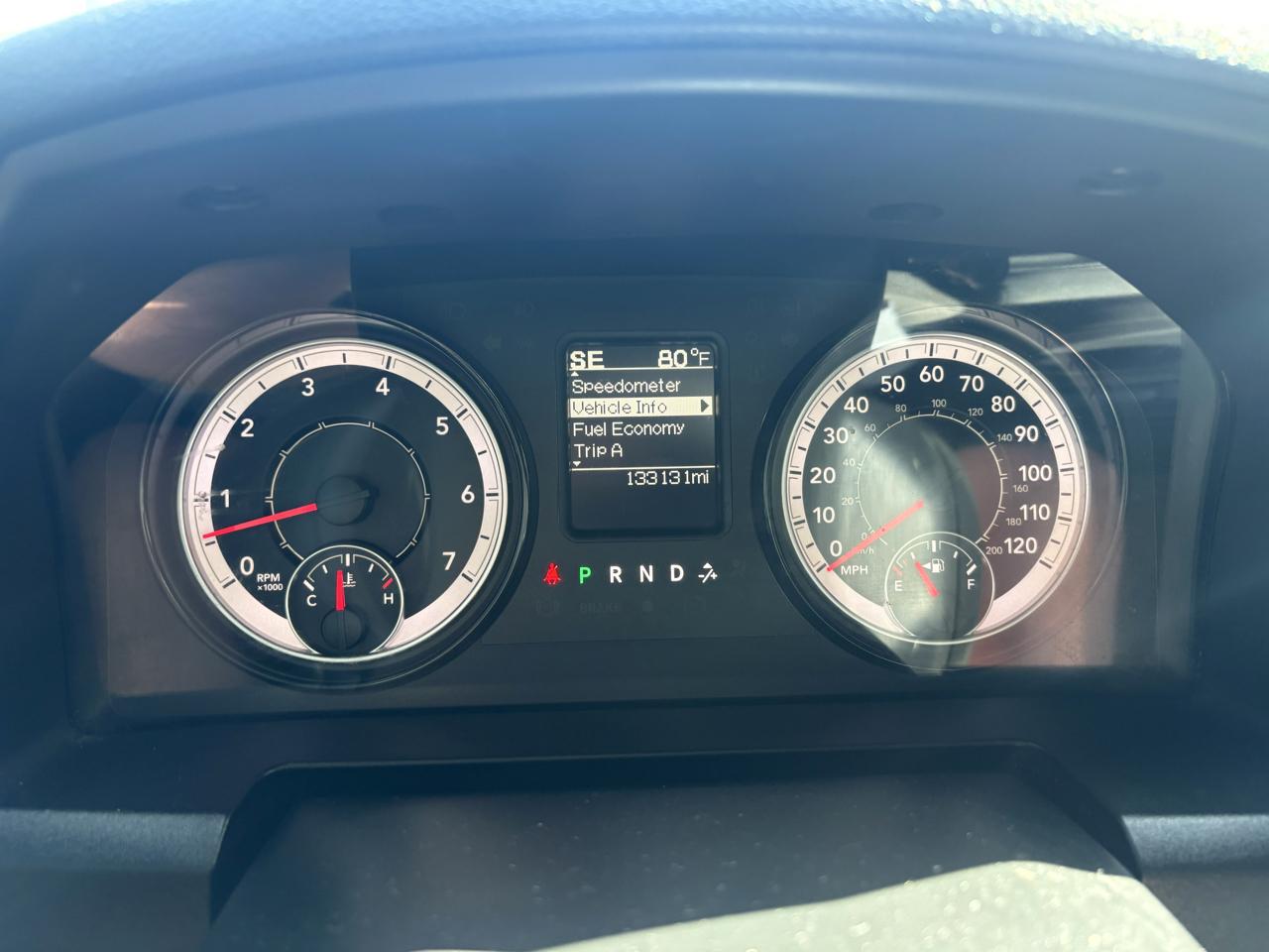 RAM 1500 Classic SLT Crew Cab SWB 4WD 2021