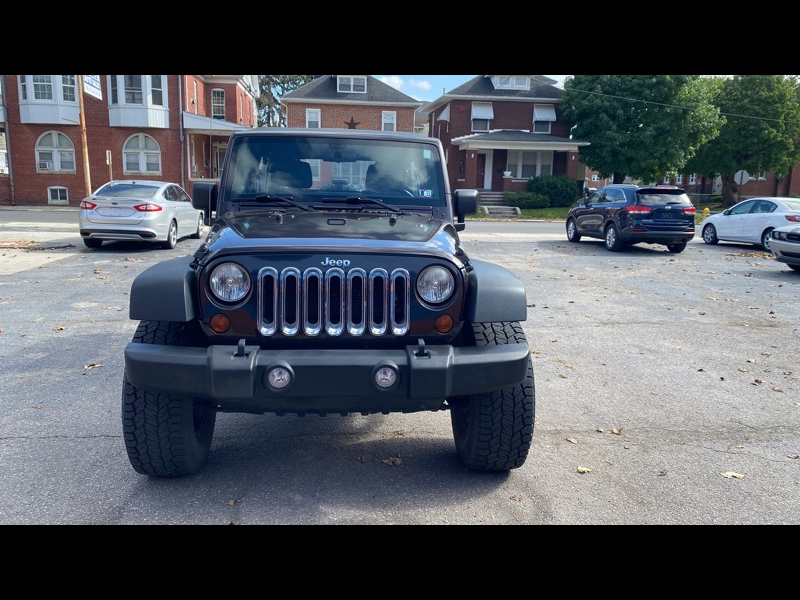 2013 Jeep Wrangler Unlimited Sport 4WD