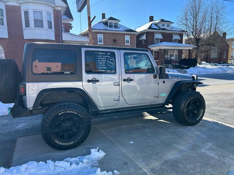 Jeep Wrangler Unlimited Sport 4WD 2014
