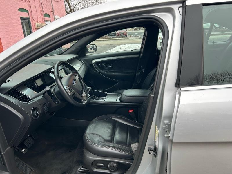 Ford Taurus SEL FWD 2017