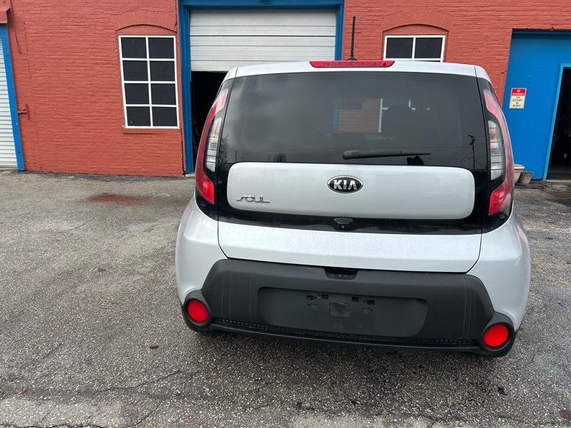 Kia Soul Base 6A 2016
