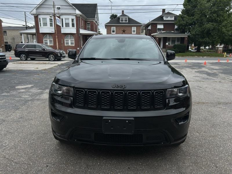 2017 Jeep Grand Cherokee Laredo 4WD