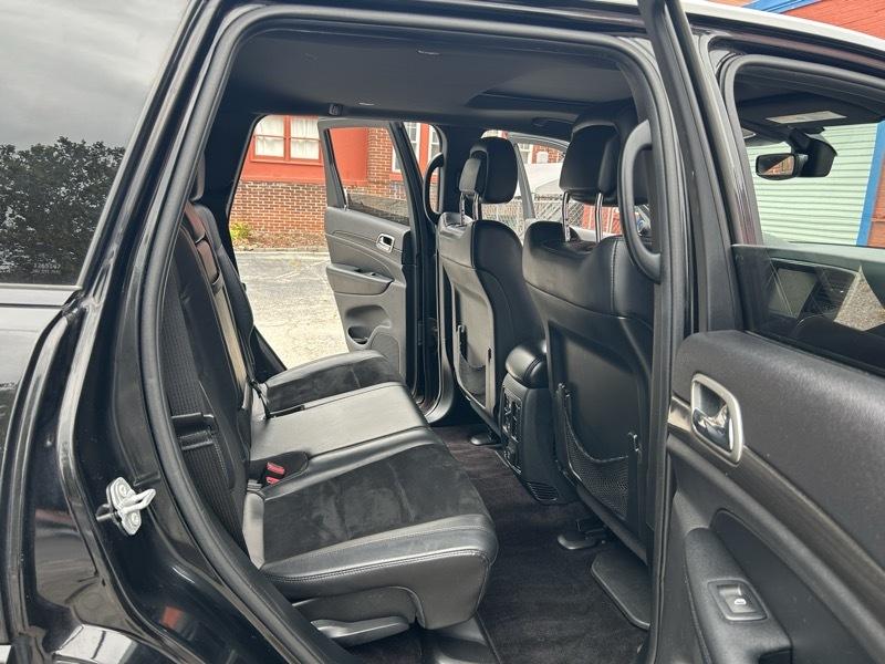 Jeep Grand Cherokee Laredo 4WD 2017