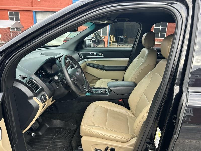 Ford Explorer XLT 4WD 2016