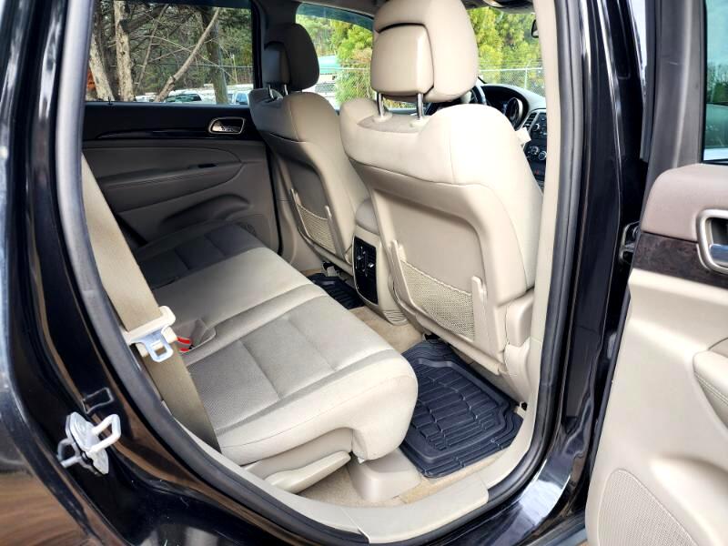 Jeep Grand Cherokee Laredo 2WD 2012