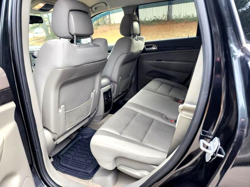 Jeep Grand Cherokee Laredo 2WD 2012