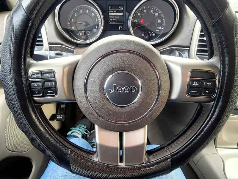 Jeep Grand Cherokee Laredo 2WD 2012