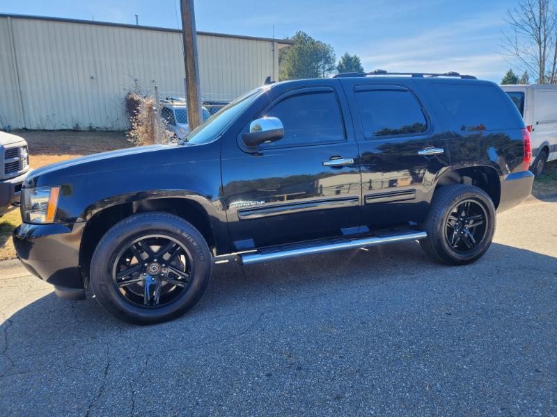 Chevrolet Tahoe LS 4WD 2012