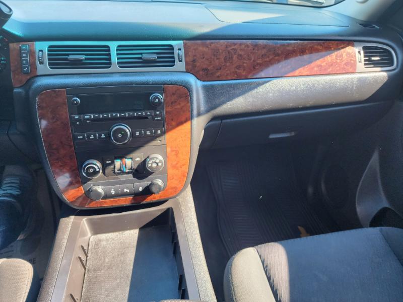 Chevrolet Tahoe LS 4WD 2012