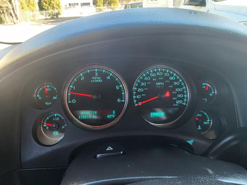 Chevrolet Tahoe LS 4WD 2012